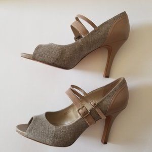 Tahari Dani Open Toe Natural Leather and Jute Heels  (size 11)